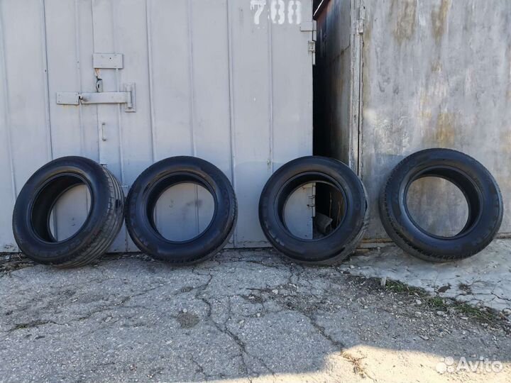 Nexen N8000 235/65 R17