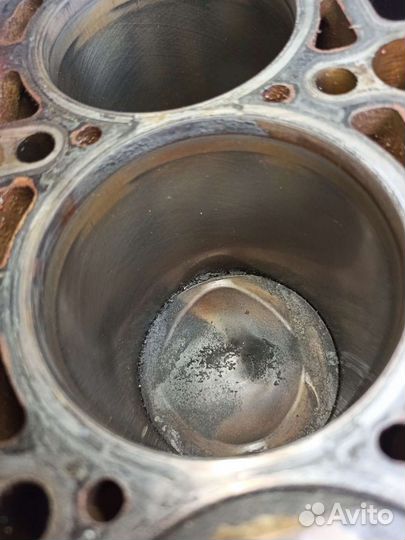 BGB Audi a4b7 блок цилиндров