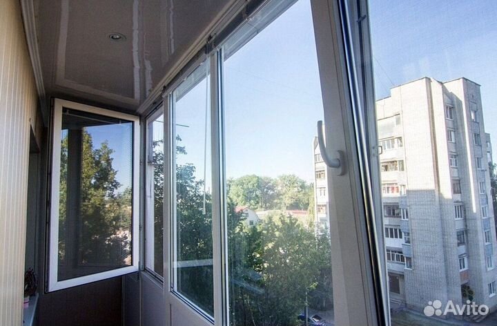 Остекление балконов и лоджий в рассрочку E2401