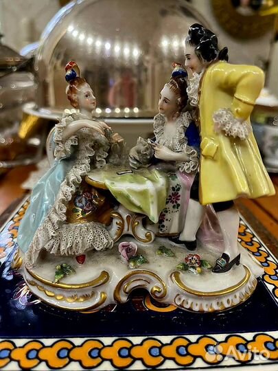 Антиквариат: Фарфоровая статуэтка (Germany)