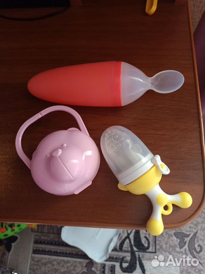 Ложка,ниблер,контейнер под пустышку