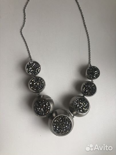 Колье Swarovski в идеальном состоянии