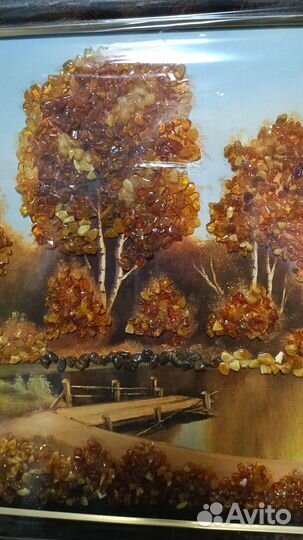 Картина с янтарем