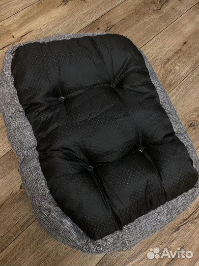 Лежанка для собаки