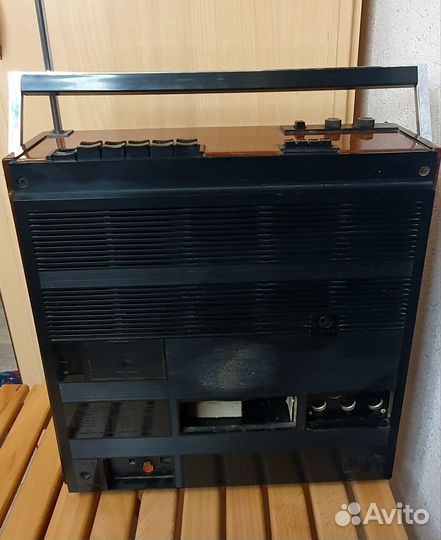 Радиоприемник СССР Ленинград 006 стерео