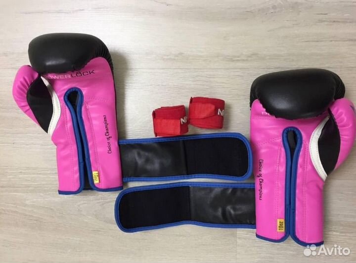 Боксерские перчатки 10 oz