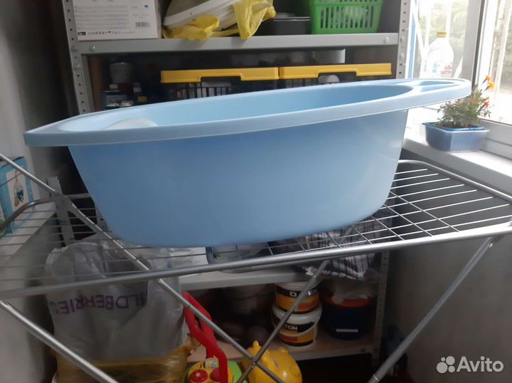 Ванночка для купания с горкой