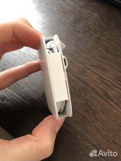 Наушники EarPods новые оригинал