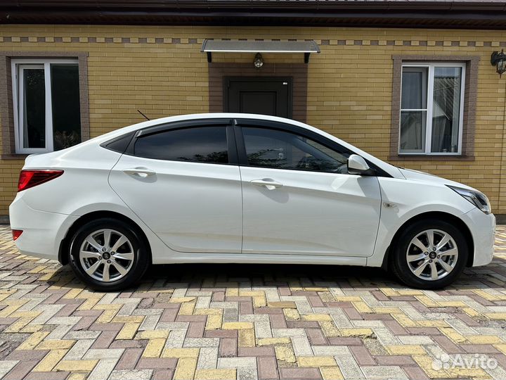 Hyundai Solaris 1.6 AT, 2015, 150 000 км