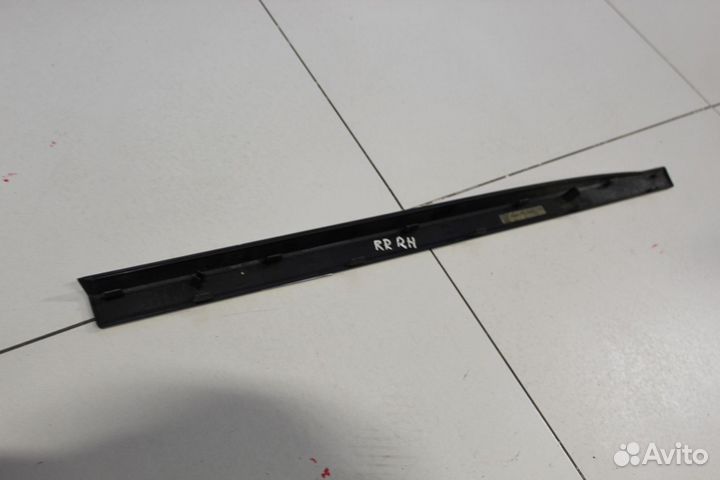 Молдинг двери правый задний Land Rover Range Rover 2012