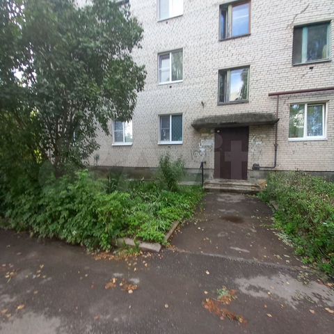 4-к. квартира, 62 м², 1/5 эт.