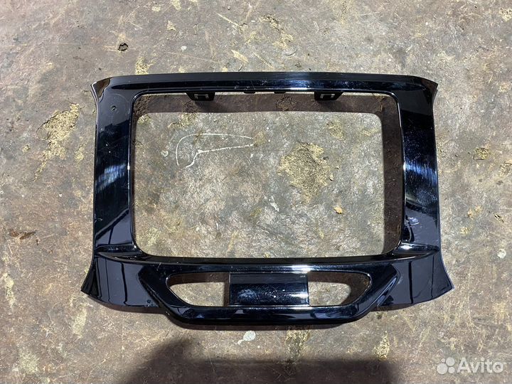 Переходная рамка Лада Икс Рей