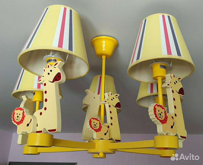 Люстра потолочная