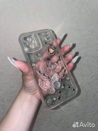 Чехол на iPhone 11 с объемными фигурками