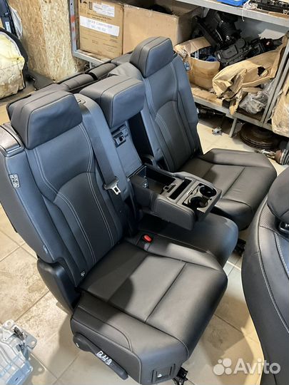 Салон 7 мест Lexus RX 4, 2022 год