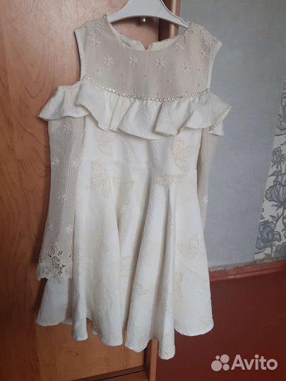 Платье праздничное