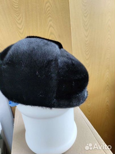 Меховая мужская шапка