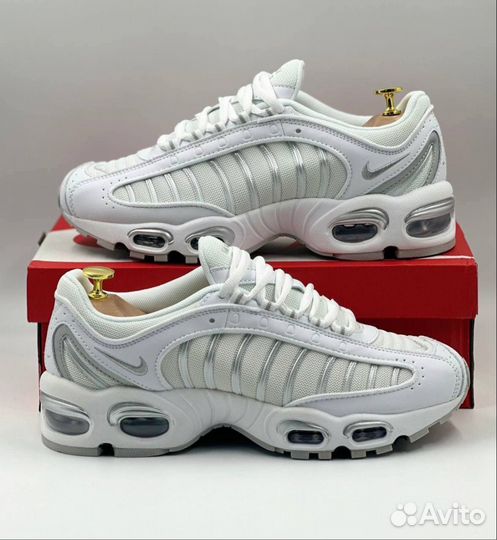 Кроссовки nike air max tailwind 4 белые