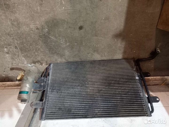 Радиатор кондиционера Audi A3 8L