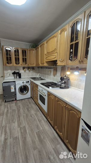 Кухня угловая массив бу