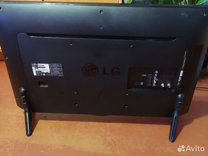 Телевизор ЖК LG32LB651V