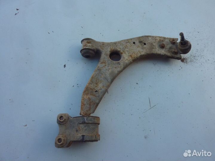 Рычаг передний правый Ford Focus 2