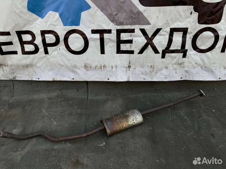 Выхлопная труба Nissan Note CR12 2009