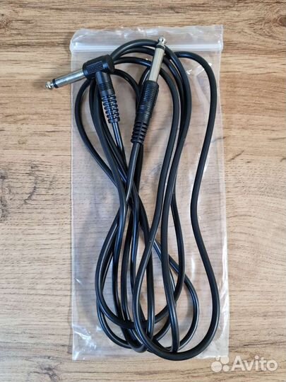 Провода шнуры кабели для электрогитары