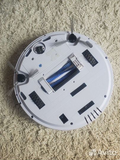 Робот пылесос