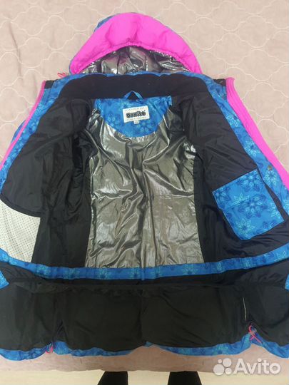 Зимняя куртка для девочки 146-152