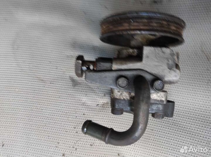 Насос гур Hyundai Starex H1 2,5 дизель