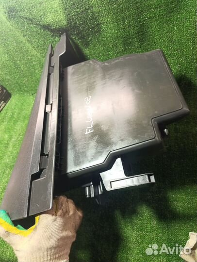 Бардачок renault fluence