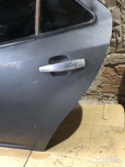 Задняя левая дверь Geely MK