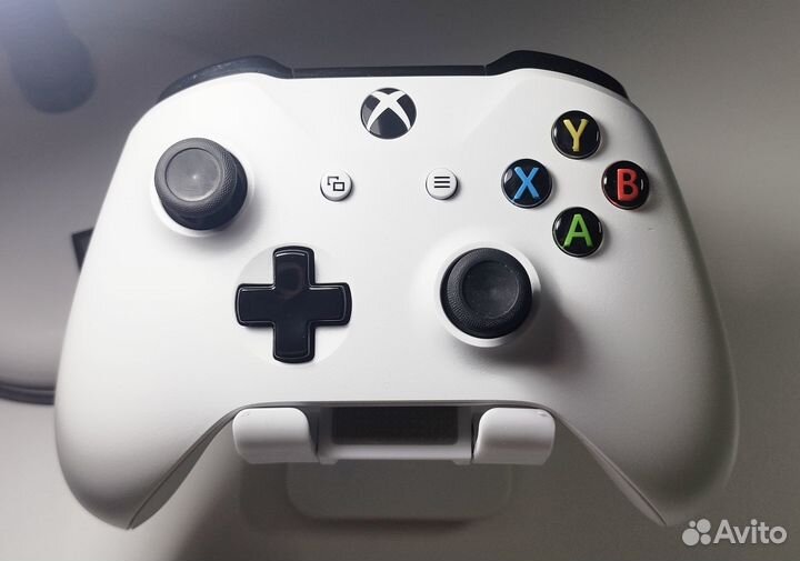 Microsoft Xbox One S Wireless Controller