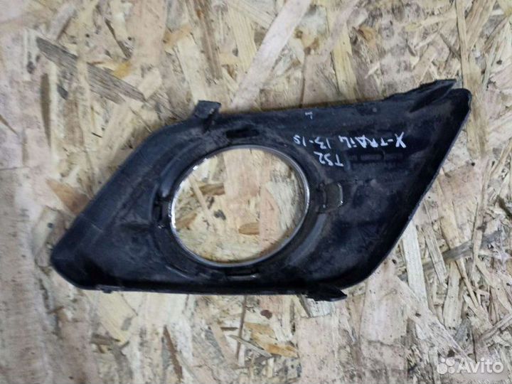Накладка фары Nissan X-Trail T32 2019