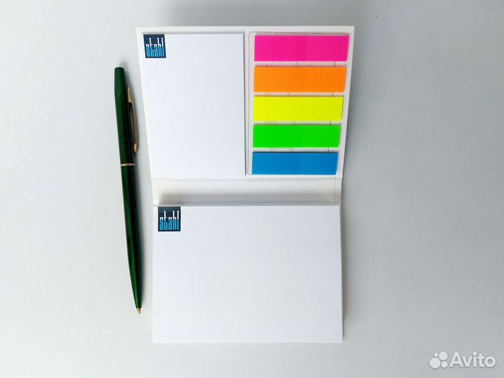 Блокнот с блоками-стикерами для заметок