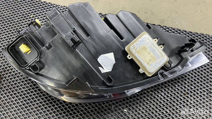 Левая фара BMW X6 e71 AFS (адаптив)