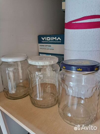 Банки с крышками 3л 4шт не использовались и 0.7л