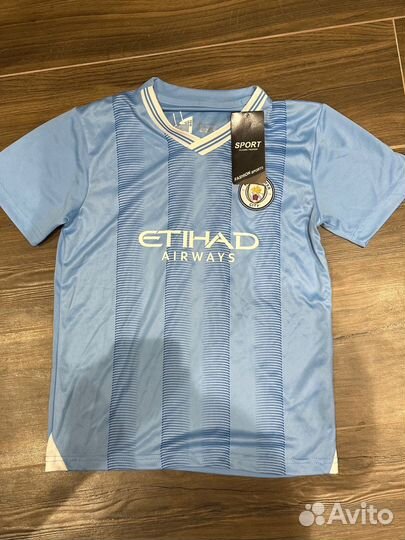 Футболка Холланд