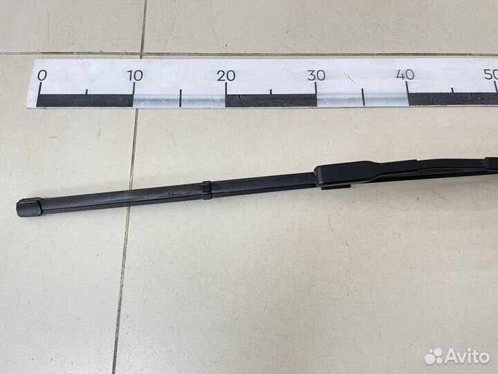 Поводок стеклоочистителя передний левый Nissan Ter