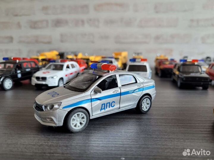 Детские машинки игрушки металлические