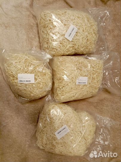 Бумажный наполнитель для подарков цена за всё