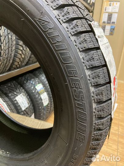 Bridgestone Blizzak Revo GZ 185/60 R15 84S