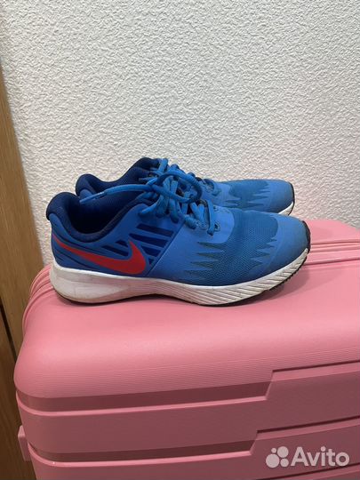 Кроссовки Nike р. 36