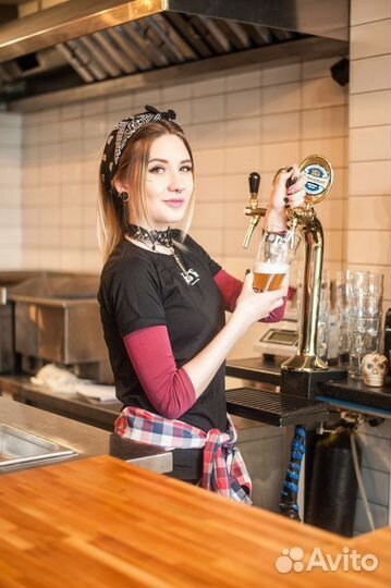 Официант кассир