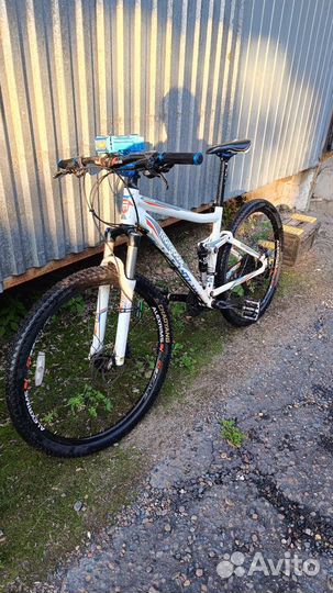 Mongoose salvo comp 27,5