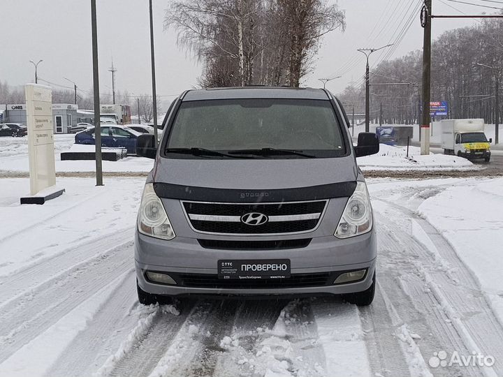 Hyundai Grand Starex 2.5 AT, 2011, 261 179 км