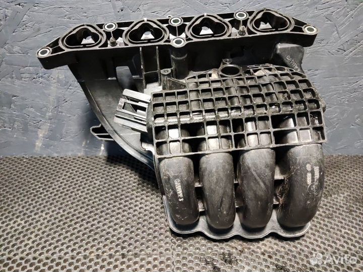 Коллектор впускной Skoda Rapid CFN 2018