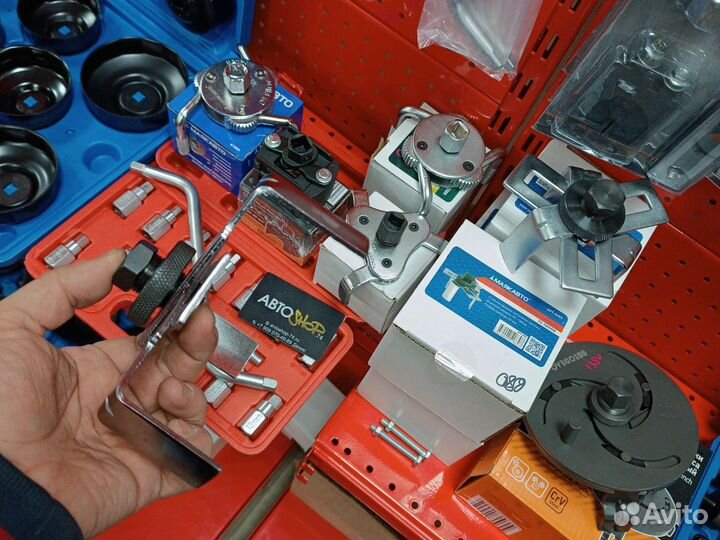 Съемник крышки топливного насоса универсальный