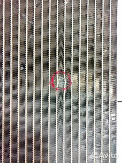 Радиатор кондиционера (конденсер) Nissan Juke F15